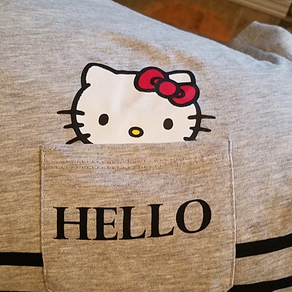 Hello kitty Tee - Picture 4 of 4